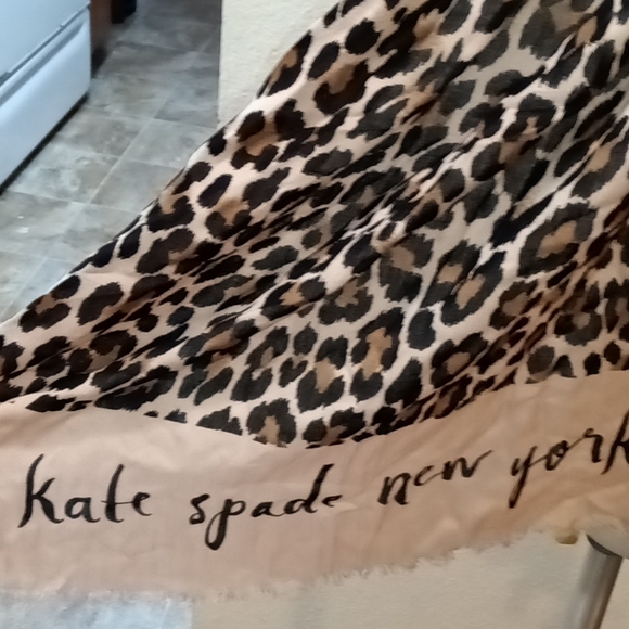 Kate Spade scarf - Picture 3 of 10